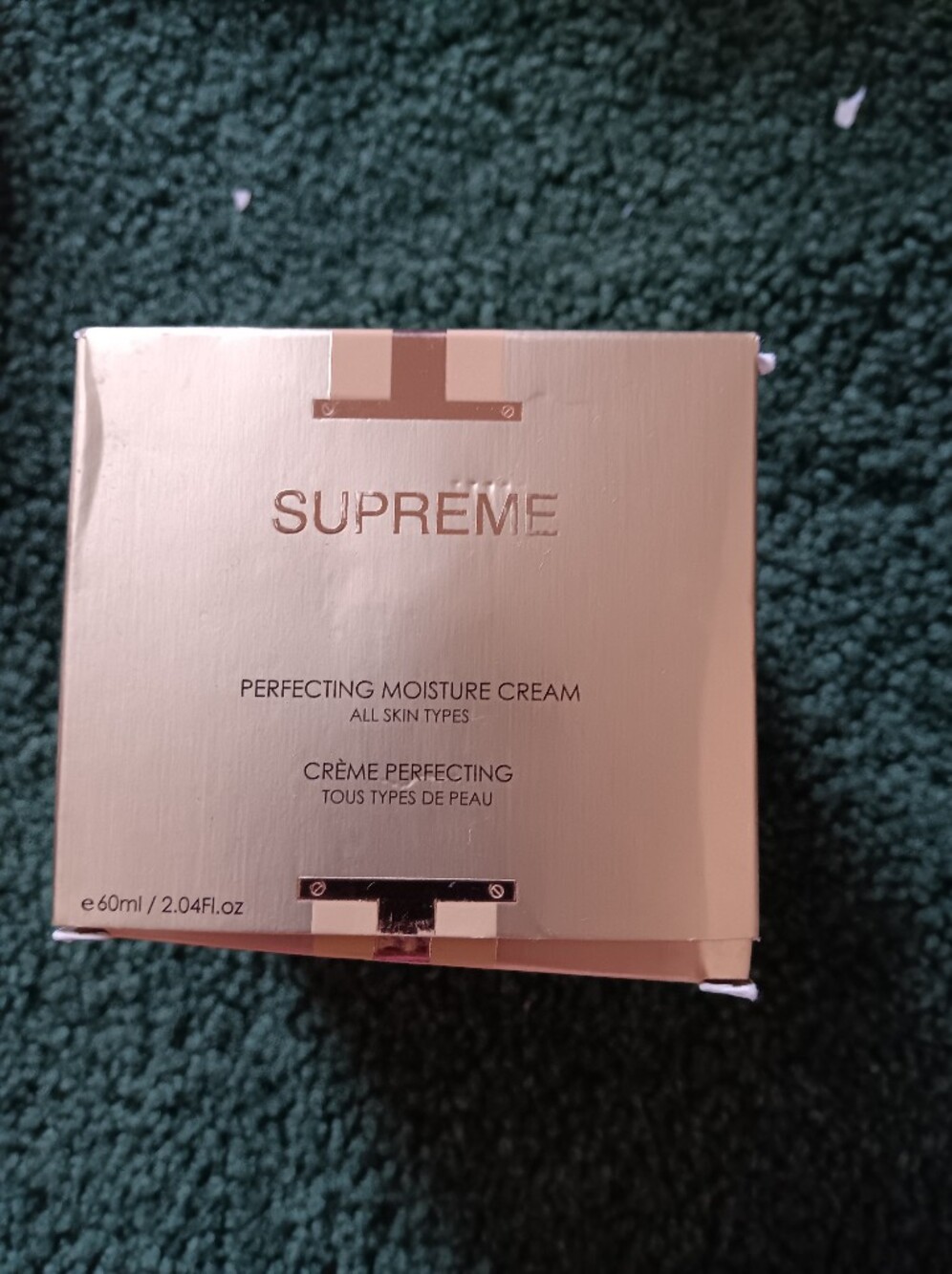 Supreme Perfecting Moisture Cream. 2.04 oz